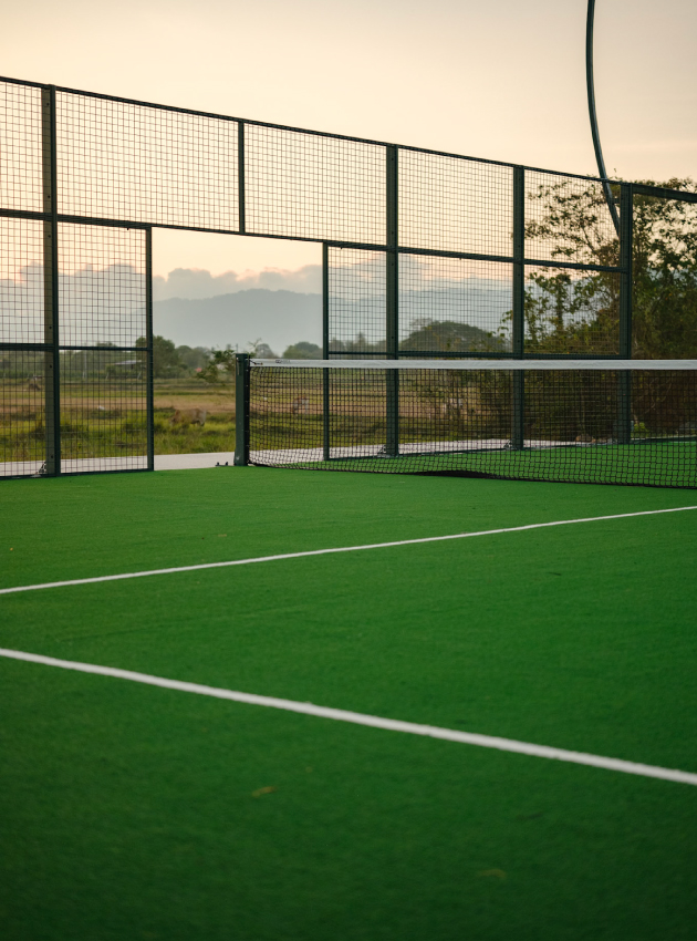 Padel court at Padé